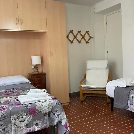 Nocleg ze śniadaniem Casa Violetta *